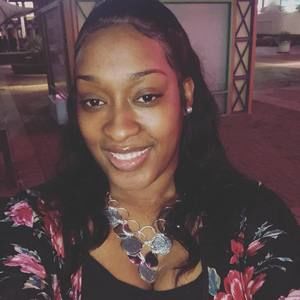 Meet your Posher, Lynette